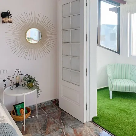 Holiday home Privadas Cerca De La Playa Y Aeropuerto En Casa Compartida Con Otros Huespedes