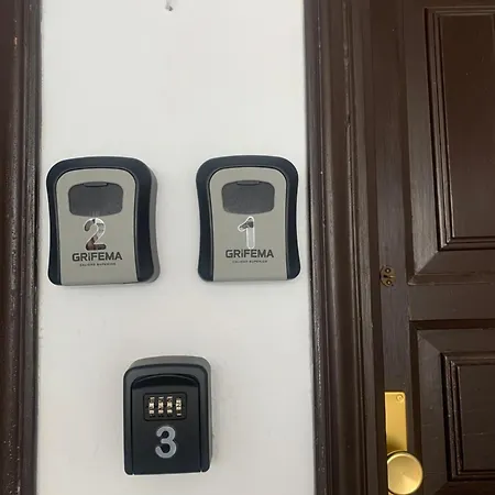 Holiday home Privadas Cerca De La Playa Y Aeropuerto En Casa Compartida Con Otros Huespedes