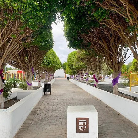 Privadas Cerca De La Playa Y Aeropuerto En Casa Compartida Con Otros Huespedes Prázdninový dům Playa Honda (Lanzarote)